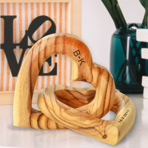 Καρδιές Ξύλινες ενωμένες με χάραξη Ονόματα