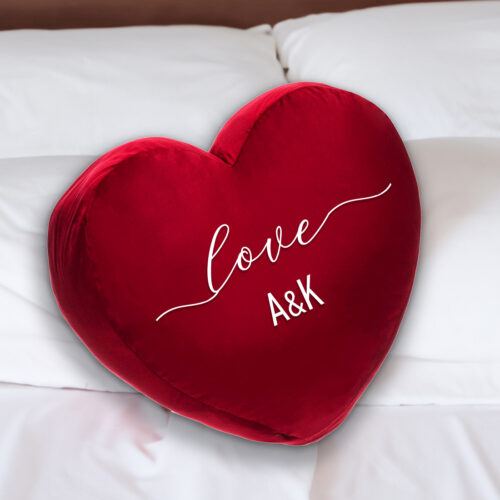 Κόκκινο Μαξιλάρι Καρδιά με εκτύπωση Love με αρχικά