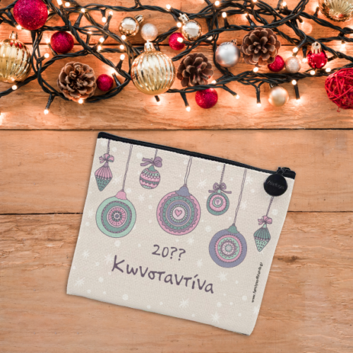 Γραμμικό σχέδιο σε Πορτοφόλι με Όνομα, Έτος